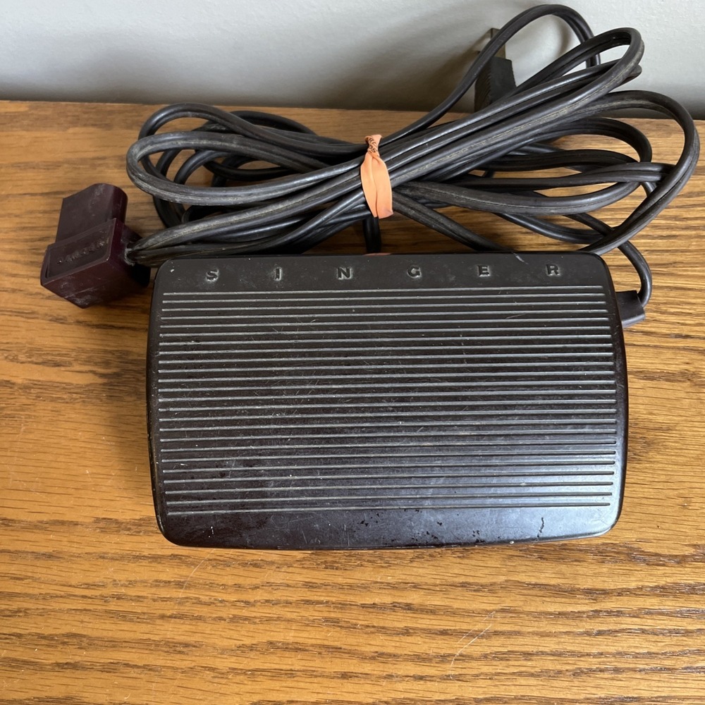 Singer CR301 Sewing Machine Controller Foot Pedal P/N 618811-007 4 Prong
